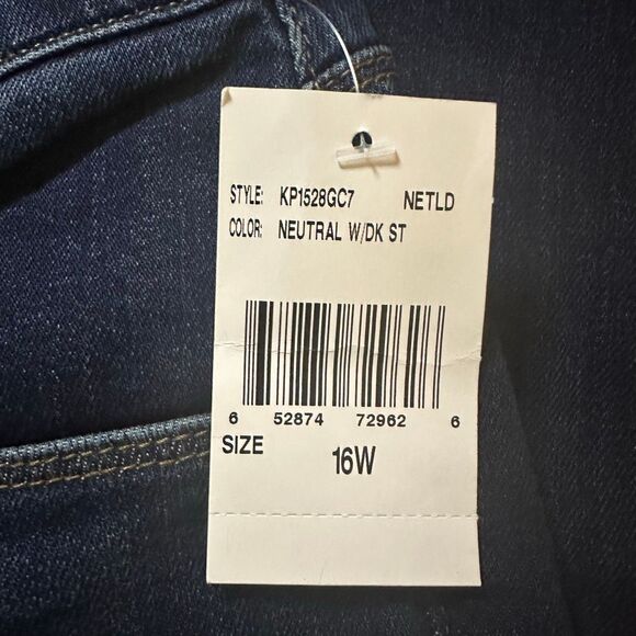 NWT Kut from the Kloth high rise Ana fab ab flare 16w - Picture 5 of 14